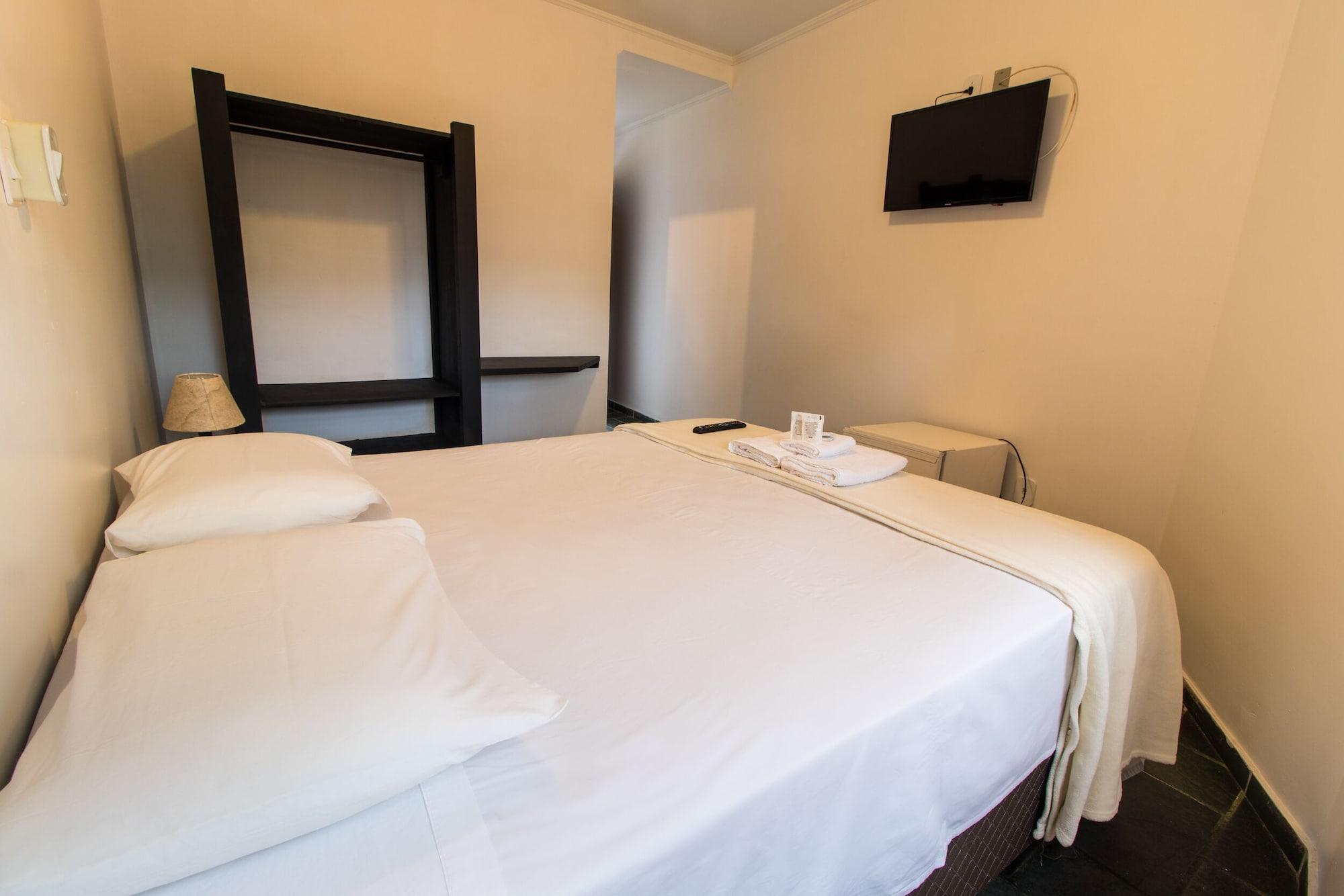 Hotel Villa Di Capri Ubatuba Esterno foto